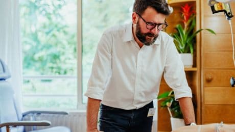 Erwan Le Morhedec : « En soins palliatifs, j’ai rencontré un surcroît d’humanité »