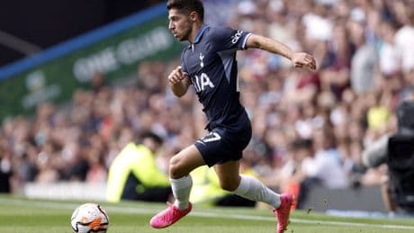 Tottenham in regular contact with stranded Israeli Solomon amid conflict