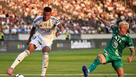 El Real Madrid golea en Innsbruck a un débil Tirol