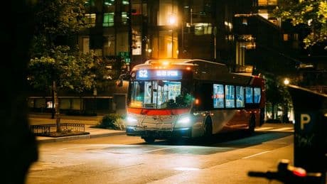 Avrupa'da yataklı gece otobüsü: Uyuyarak seyahat dönemi başlıyor