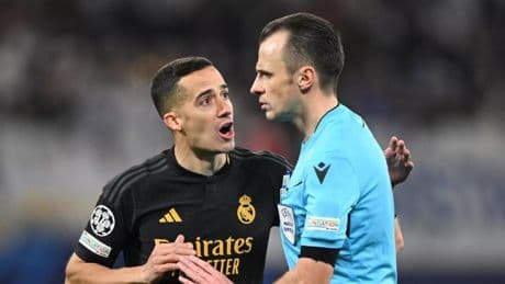 El árbitro del Betis-Chelsea ya fue sancionado con seis partidos por varios errores graves