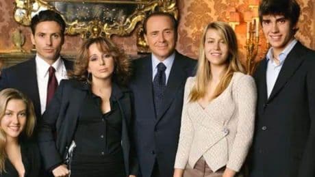 I Berlusconi confermano il sostegno a Forza Italia: dal 2022 al partito 2 milioni di euro