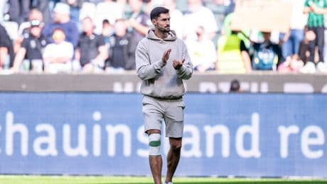 Riesiger Verletzungsschock - DFB-Stürmer fällt monatelang aus!