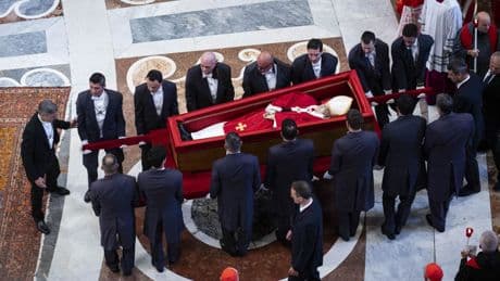Del rey Felipe VI a Trump: este es el listado de asistentes al funeral del papa Francisco, y las grandes ausencias