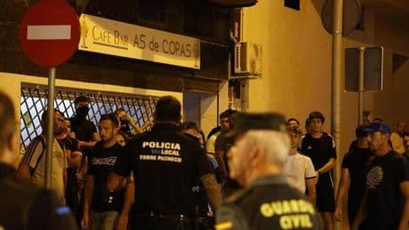 La paliza de tres desconocidos que incendió a todo un pueblo