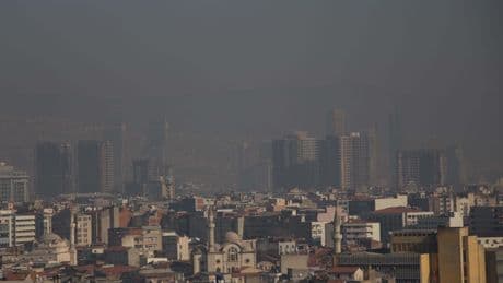 İzmir için uyarı: Hava kirliliği sınırların 5 kat fazlası!