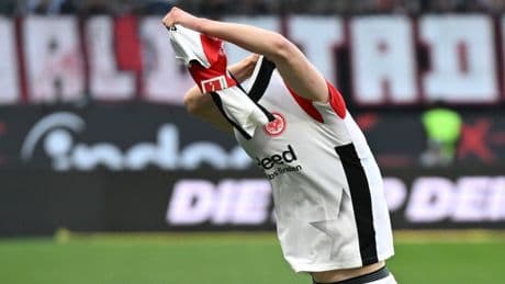 Eintracht Frankfurt vor Bundesliga-Endspiel um Champions League: Maximaler Druck