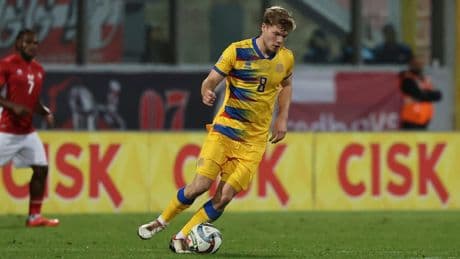 Dadurch verpasst er das Hanauer Derby - Fünftliga-Spieler verteidigt heute gegen Kane