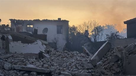 Çanakkale saatlerdir yanıyor: 4 kişi gözaltında