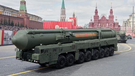 Propaganda in Moskau - Putins Militärshow offenbart Schwächen
