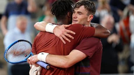 ‘Special’ Jack Draper and Gael Monfils embrace brings out the best of the French Open