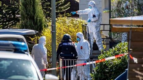 Kriminalität: Polizei: Motiv für mutmaßlichen Dreifachmord weiter unklar