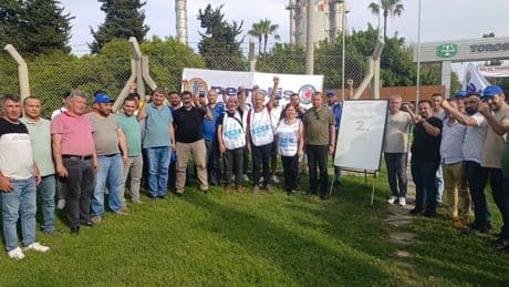 KESK, grevdeki Toros Tarım işçilerini ziyaret etti
