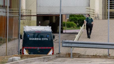 Las primeras 24 horas de Cerdán en la cárcel de Soto del Real acompañado de un 'preso sombra'