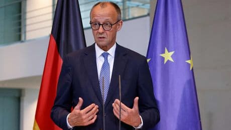 Bosse-Gipfel im Kanzleramt - Wirtschaftsbosse versprechen 631 Milliarden