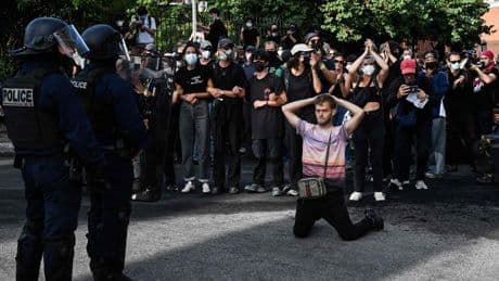 Lecornu se estrena con rabia social y barricadas en las ciudades francesas
