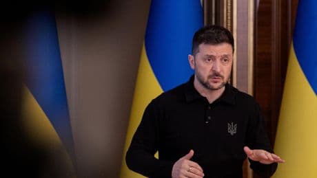 Guerre en Ukraine : Zelensky dénonce la poursuite des attaques malgré la trêve de Poutine
