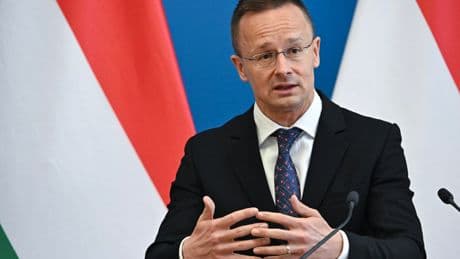 Attack halts Russian oil pipeline hours before Trump-Zelensky ceasefire talks