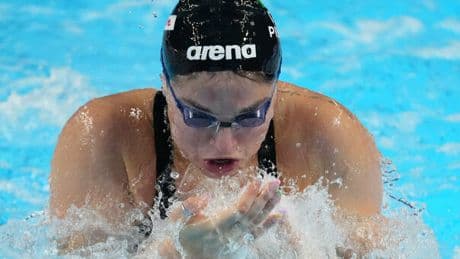 Benedetta Pilato, chi è l'azzurra bronzo nei 50 rana ai Mondiali di nuoto: età, altezza, carriera, vita privata, il dissing con Di Francisca, la passione per Jovanotti