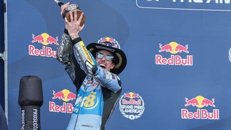 Álex Márquez, líder tras "la peor carrera del año, la que más sufrí"