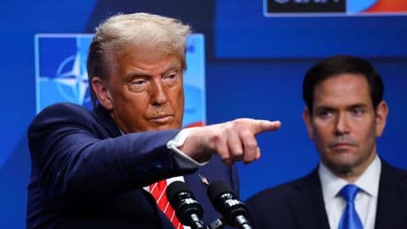 Trump Aufruhr bei NATO-Gipfel - Iran-Angriff wie Hiroshima?