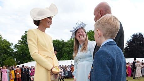 Kate Middleton meets grieving family of tragic cancer teen as they give her sweet gift