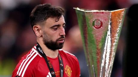 Lo que le faltaba al United: vienen a por Bruno Fernandes