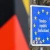 Dobrindt spricht von "Asylwende": Bund will allein über Liste sicherer Herkunftsstaaten entscheiden