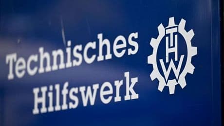 Notfälle: Gefahrguteinsatz auf Rastplatz an Autobahn