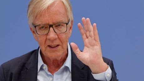 Verteidigungsausgaben: Dietmar Bartsch kritisiert Etat als Vorteil für Rüstungsindustrie