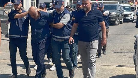 Market sahibini şoke eden ihaneti kamera kayıtlarında çıktı