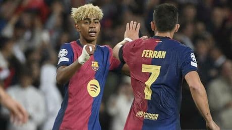 Doping Barcellona, scoppia il caso in Spagna: polemiche sulle bende ai polsi dei giocatori, da Yamal a Raphinha. Cosa è successo