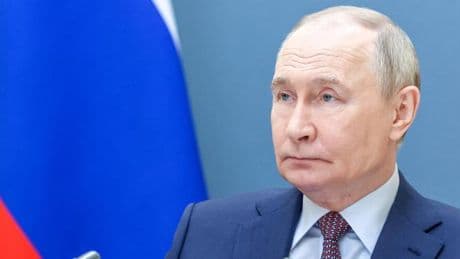 So will der US-Präsident Putin jetzt an den Verhandlungstisch in Istanbul zwingen