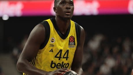 Jilson Bango'dan Fenerbahçe'ye kötü haber!