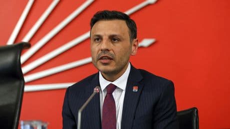 İBB'ye yönelik 4. dalga operasyonda 25 tutuklama... Özgür Çelik'ten sert tepki: 'İktidarın sefaletini gösteriyor!'