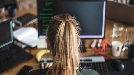 An Amazon exec says junior developers have the most to gain from AI, not the most to lose