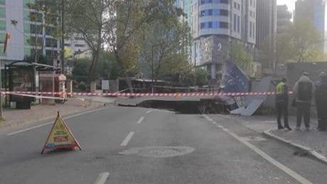 Son dakika: İstanbul'da yolda çökme! Geniş güvenlik önlemleri