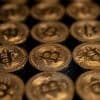 Rekordrallye geht weiter: Bitcoin überspringt erstmals Marke von 122.000 US-Dollar