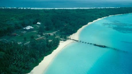 What is the Chagos Islands deal and why has it been halted?