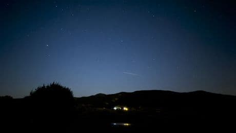 Gökyüzünde görsel şölen... Perseid meteor yağmuru tüm yurtta izlendi