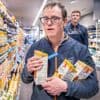 Eerste werknemer met down met pensioen: ‘Wouter is een begrip geworden’