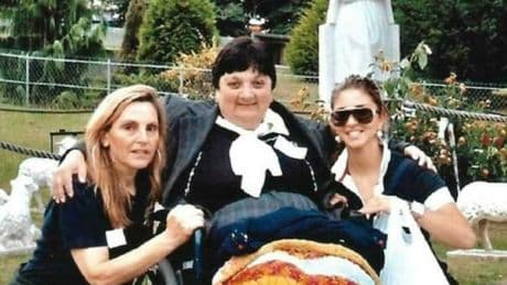 Antonietta Raco, guarita a Lourdes dopo un miracolo: «Sapevo di essere vicina alla morte, una voce mi ha detto: non avere paura»