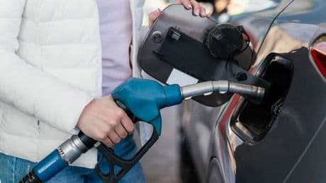 Adiós diésel: el nuevo combustible que ya utiliza esta marca en sus coches