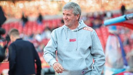 Köln-Aufstieg nah - Unfassbarer Torwart-Bock rettet Funkel-Comeback