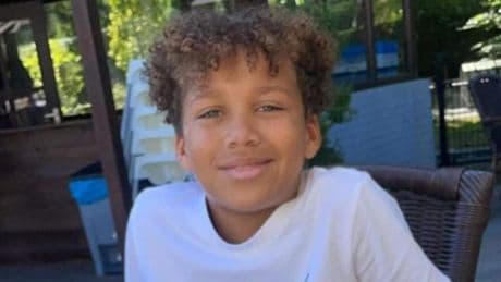 Acteur Delivio Misiedjan (12), bekend als Manu Mauricius in GTST, overleden