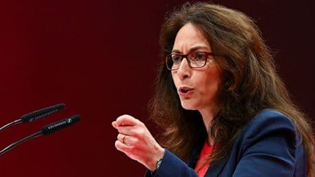 Yasmin Fahimi warnt vor „Totalangriff“ auf Sozialstaat – „Arbeitgeber zeigen unverhohlene Ignoranz“