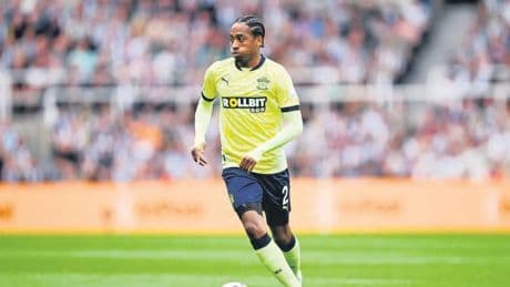 Kyle Walker-Peters 2.5 milyon Euro’ya tamam
