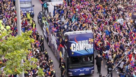 Calles cortadas y cambios en el transporte público de Barcelona: rúa del Barça por el título de liga