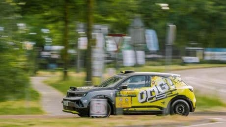 Opel Mokka GSE Rally Elektrikli yolda