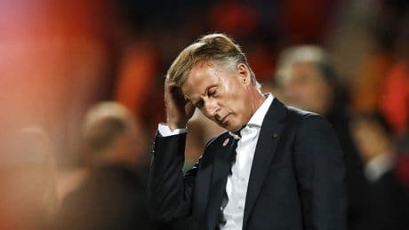 Bondscoach Andries Jonker ’pissig’ op Oranje Leeuwinnen